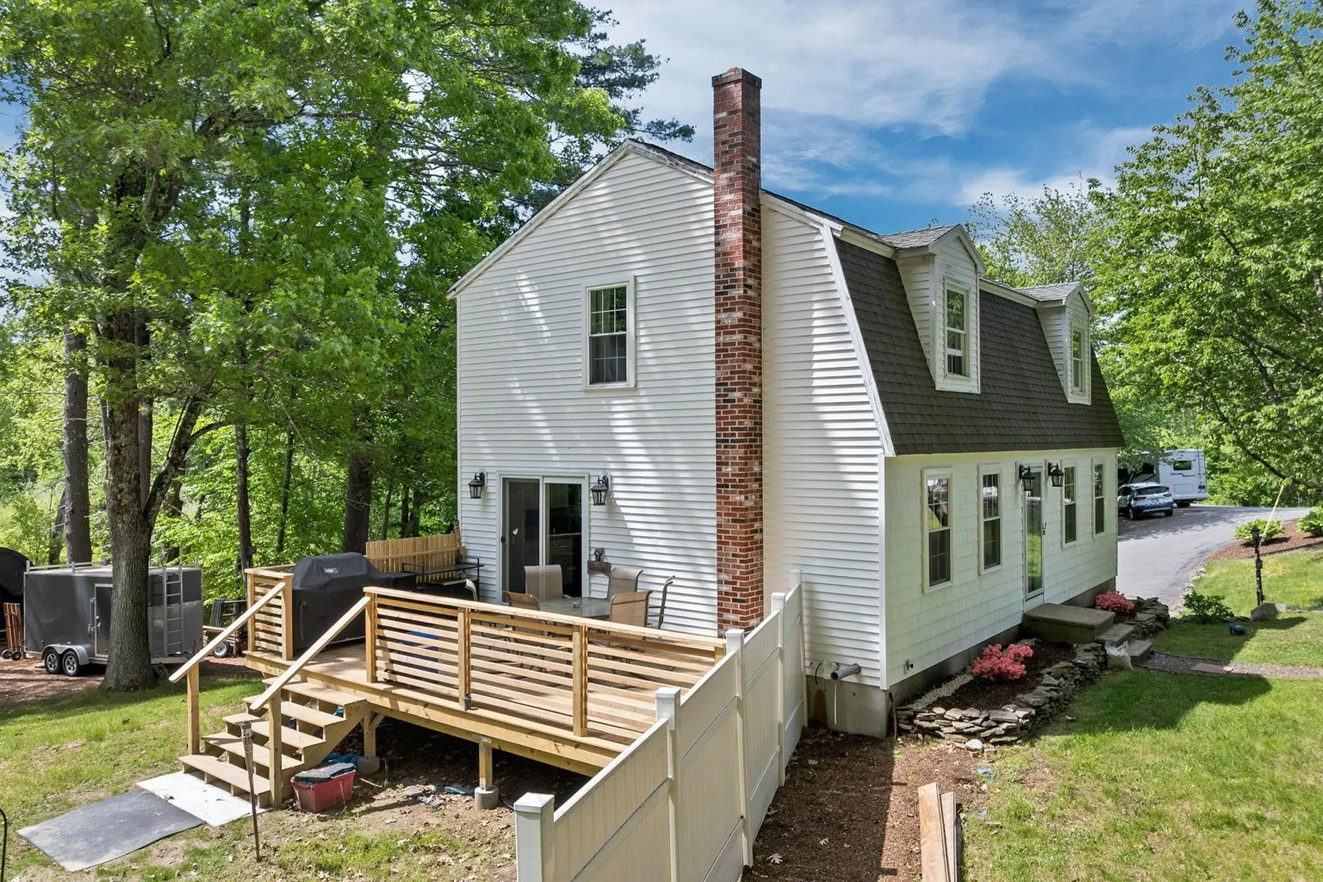 40 Sheldon Road Derry NH 03038
