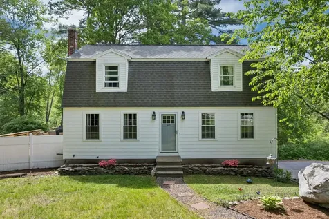 40 Sheldon Road Derry NH 03038