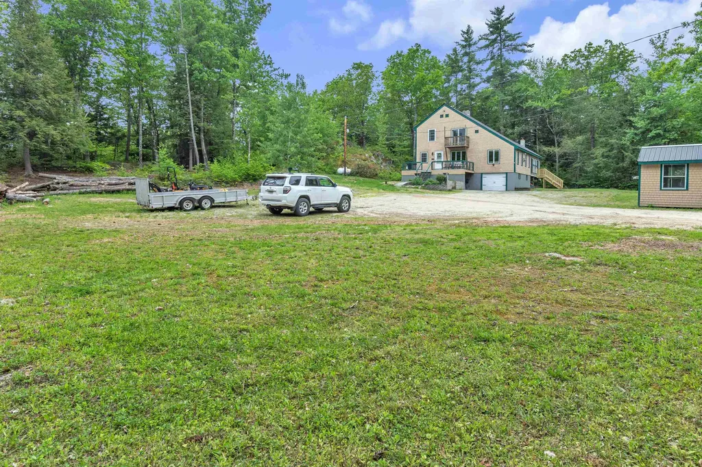 21 King's Row Hillsborough NH 03244