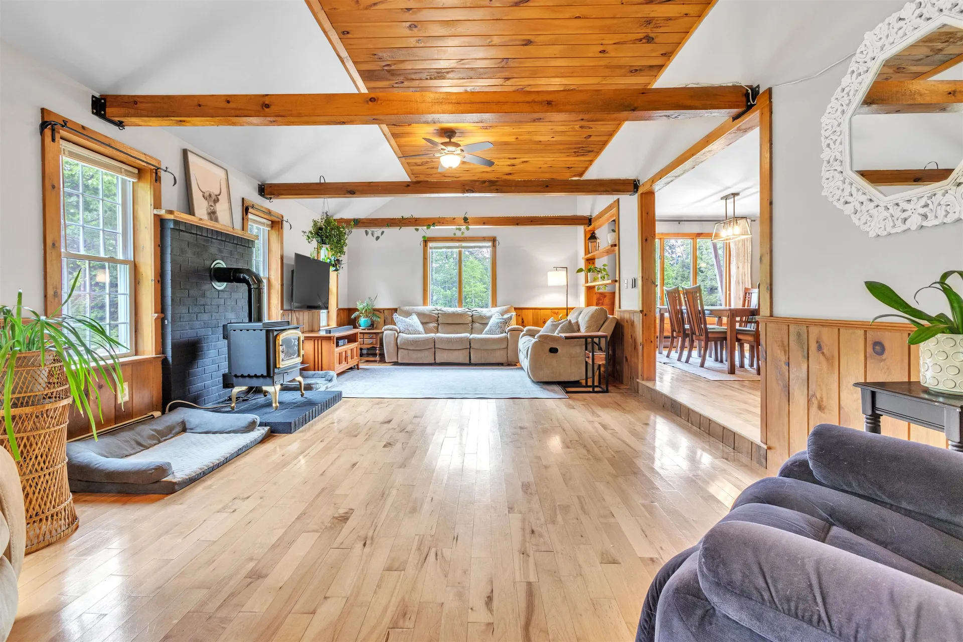 21 King's Row Hillsborough NH 03244