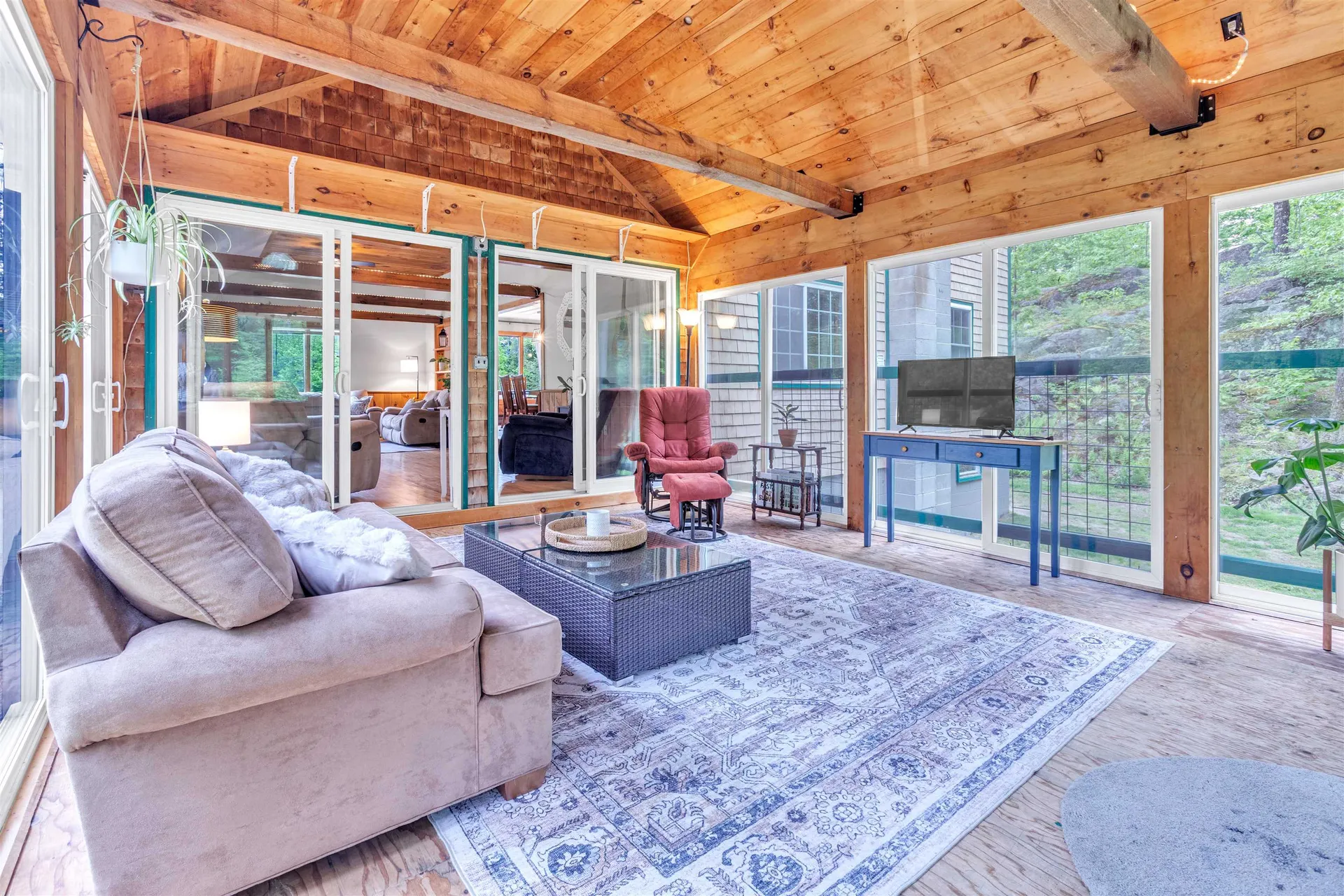 21 King's Row Hillsborough NH 03244