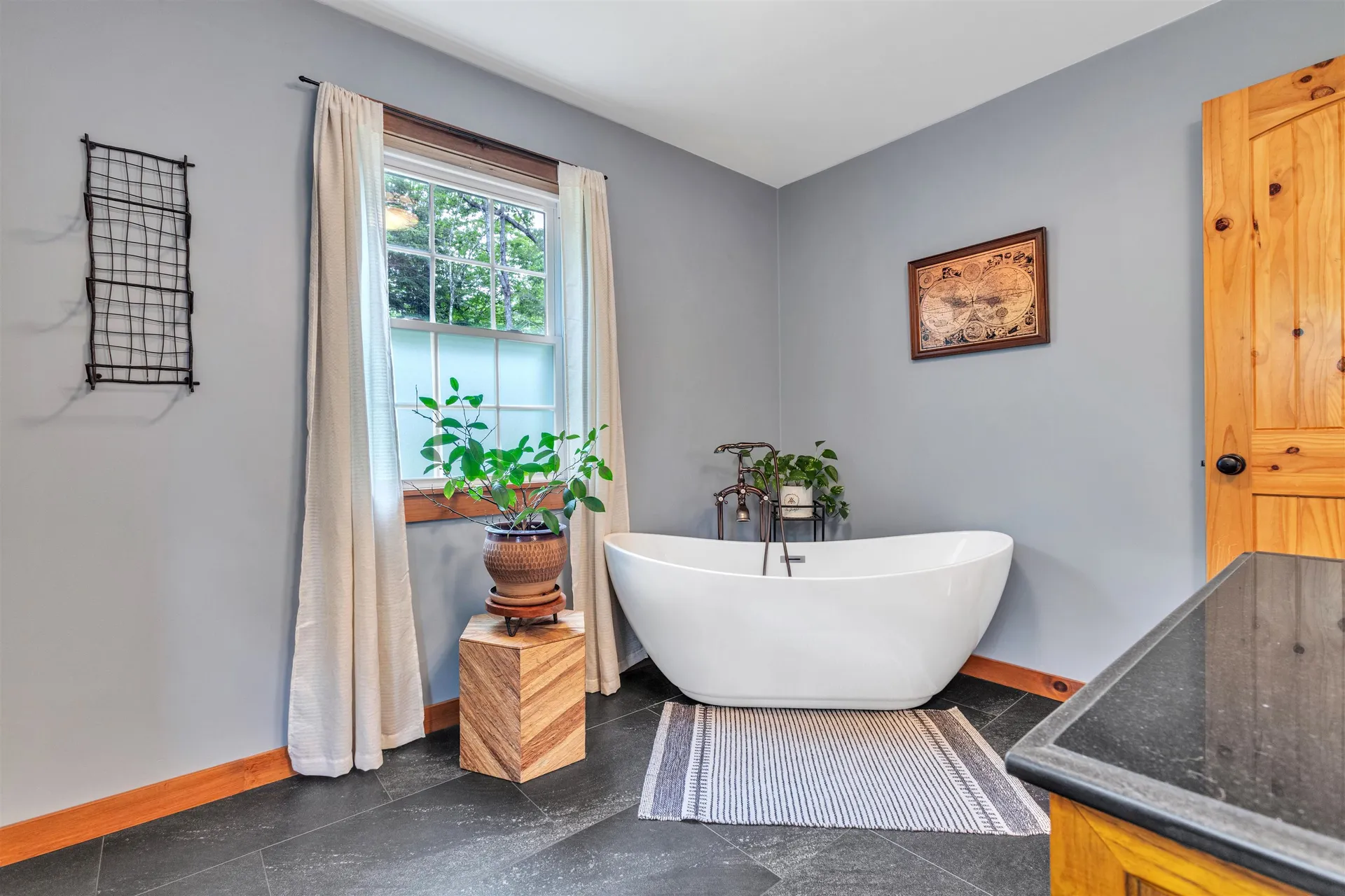 21 King's Row Hillsborough NH 03244