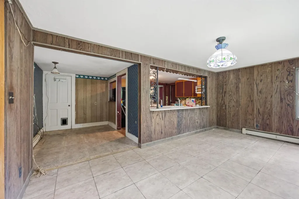 24 Sand Hill Road Hill NH 03243