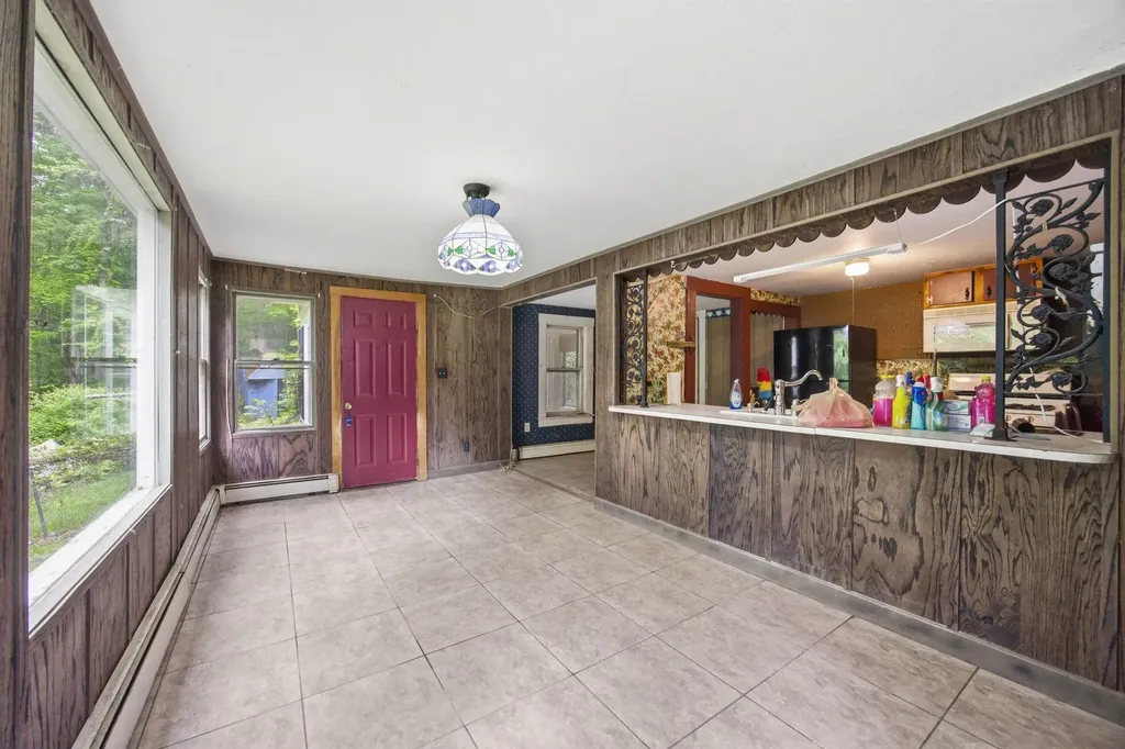24 Sand Hill Road Hill NH 03243