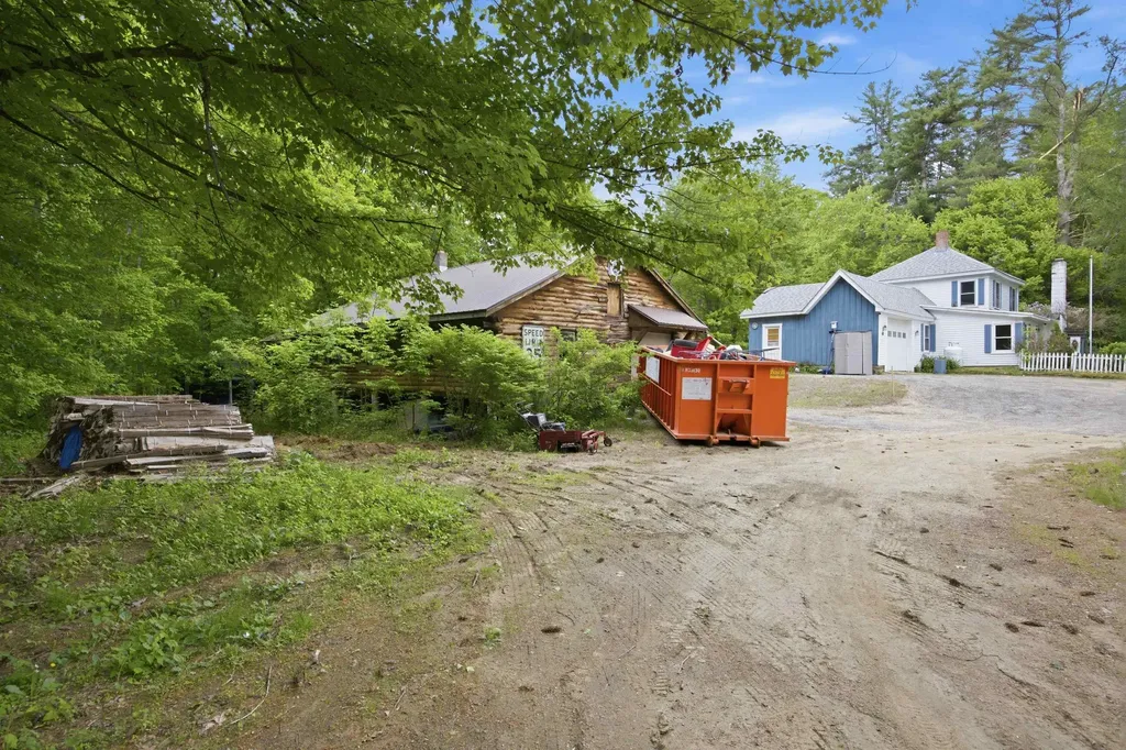 24 Sand Hill Road Hill NH 03243
