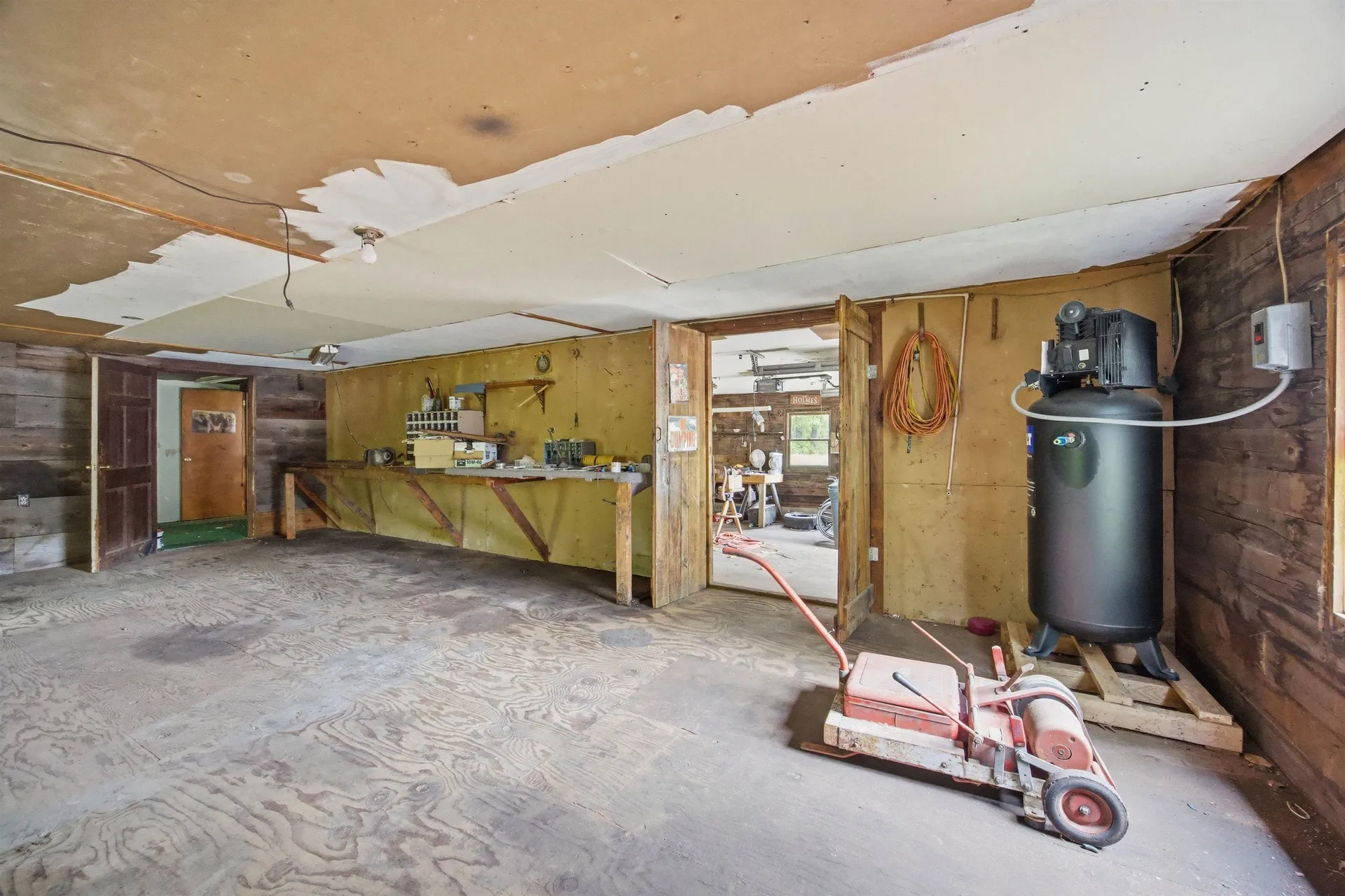 24 Sand Hill Road Hill NH 03243