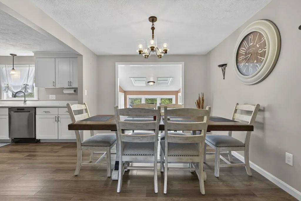 30 Amberwood Drive Atkinson NH 03811