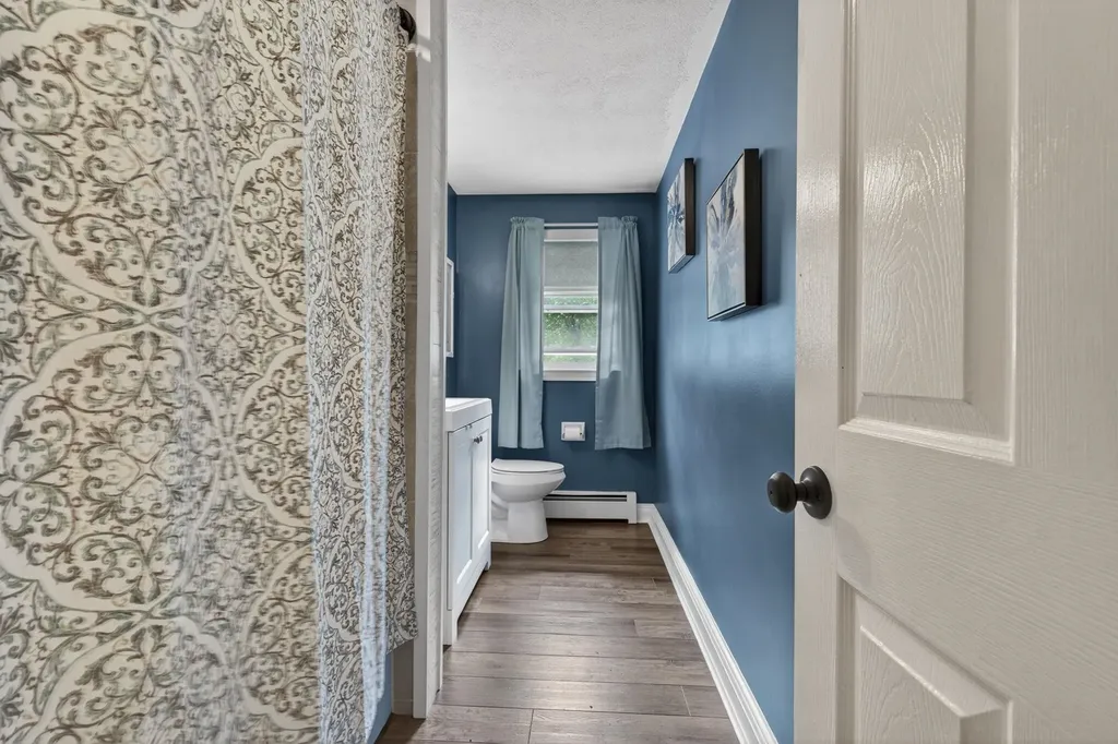 30 Amberwood Drive Atkinson NH 03811