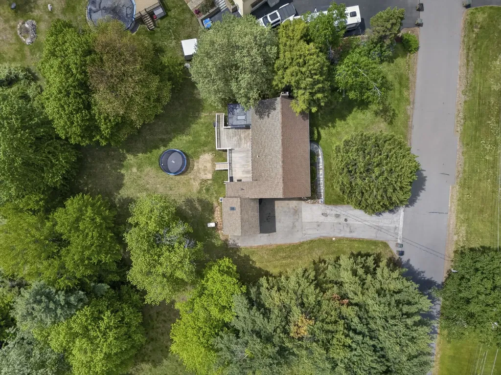 30 Amberwood Drive Atkinson NH 03811