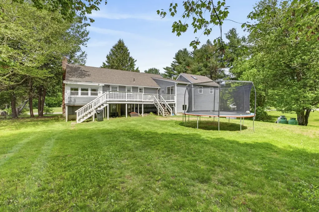 30 Amberwood Drive Atkinson NH 03811