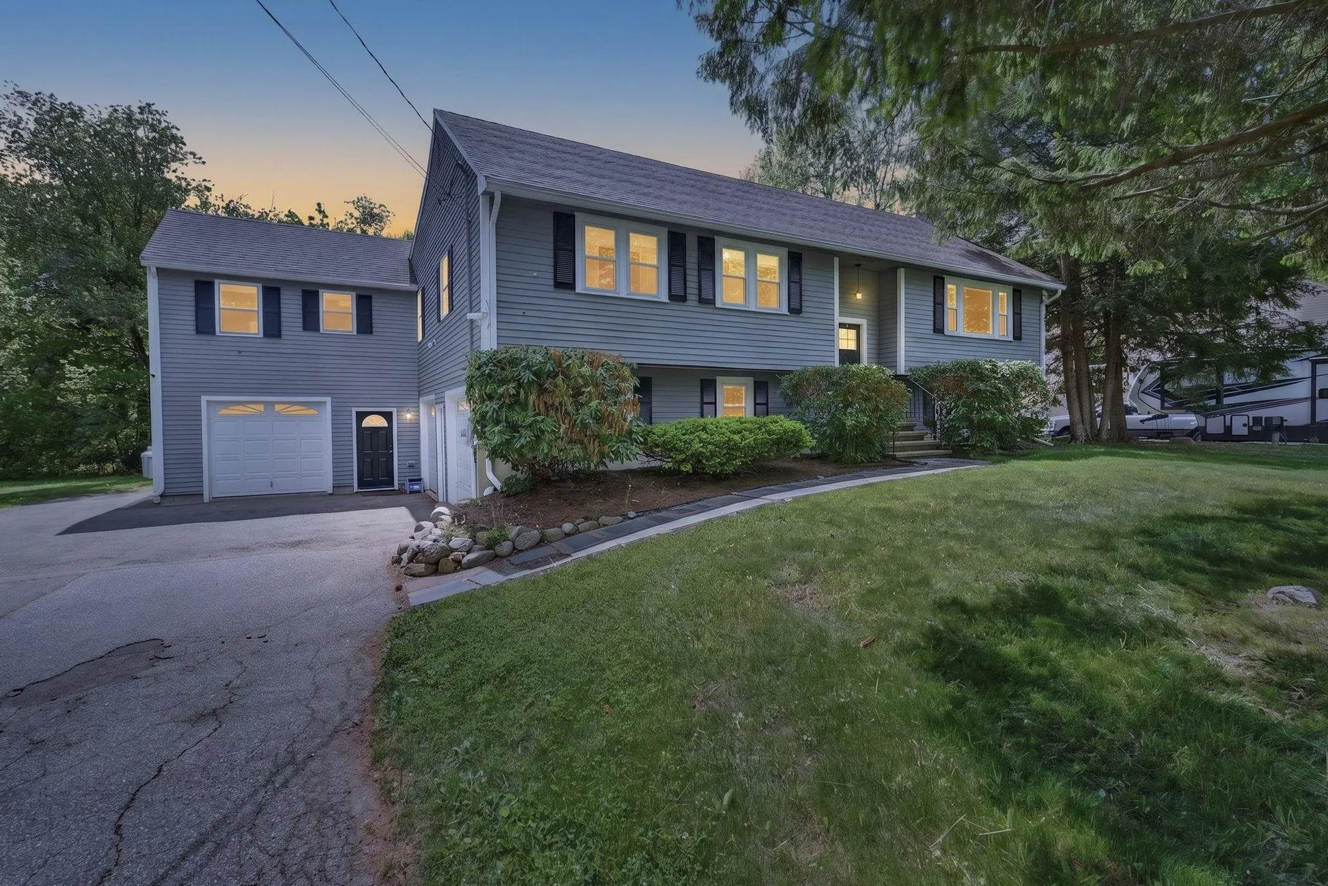 30 Amberwood Drive Atkinson NH 03811