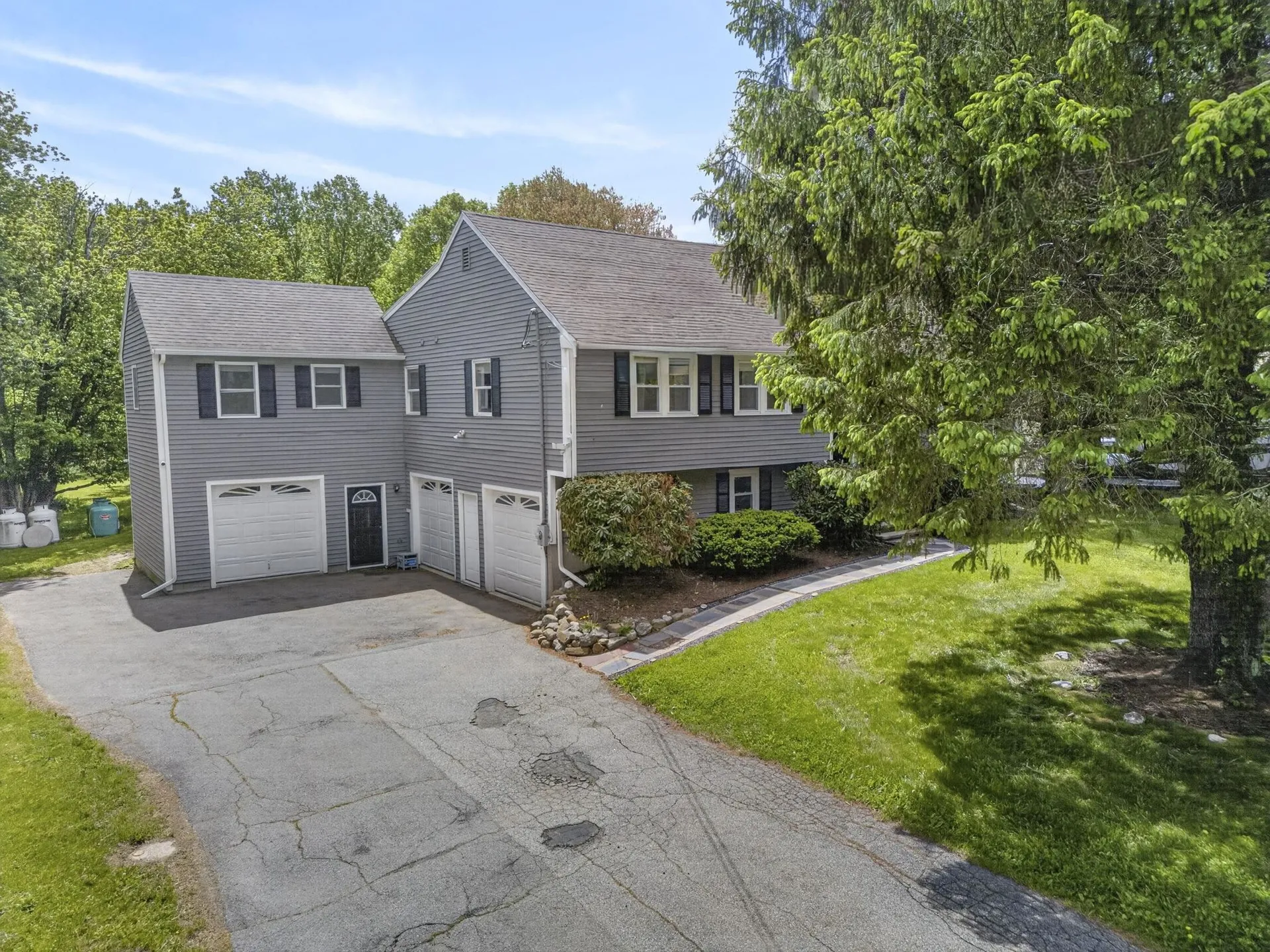 30 Amberwood Drive Atkinson NH 03811
