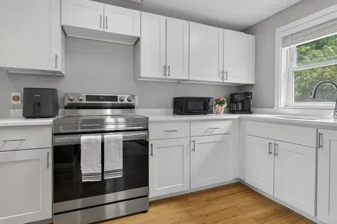 30 Amberwood Drive Atkinson NH 03811