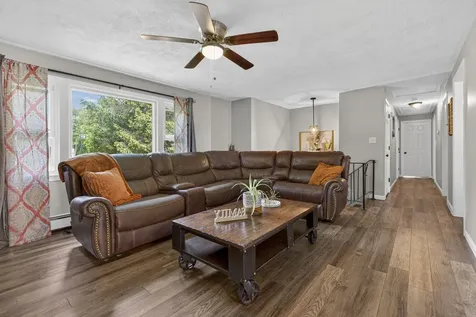 30 Amberwood Drive Atkinson NH 03811