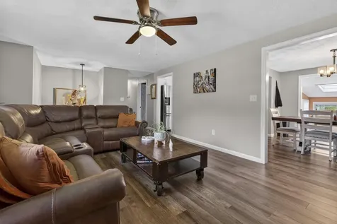 30 Amberwood Drive Atkinson NH 03811