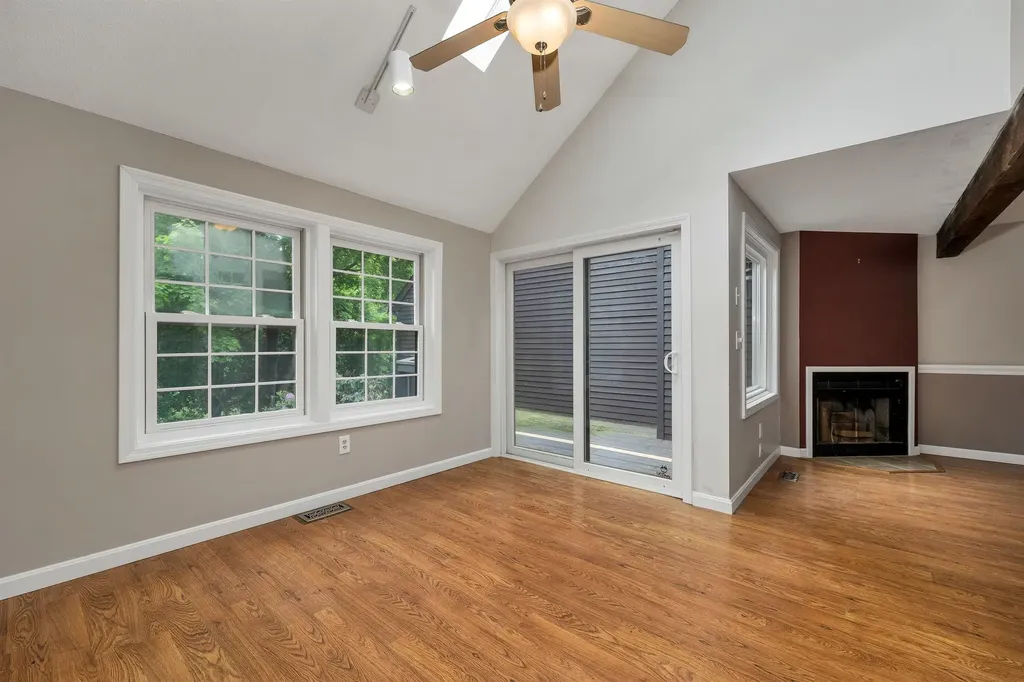 51 Stacey Circle Windham NH 03087