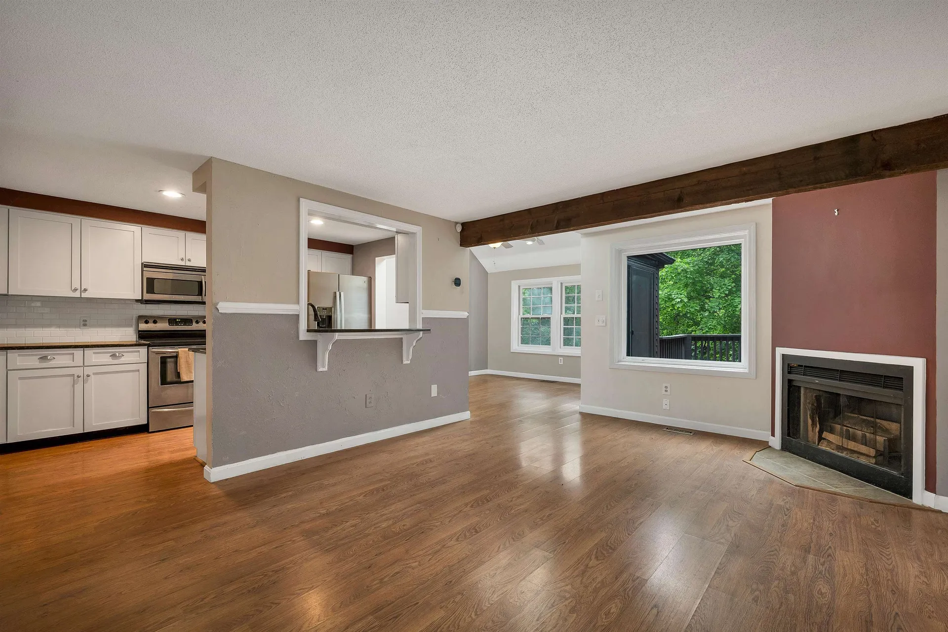 51 Stacey Circle Windham NH 03087