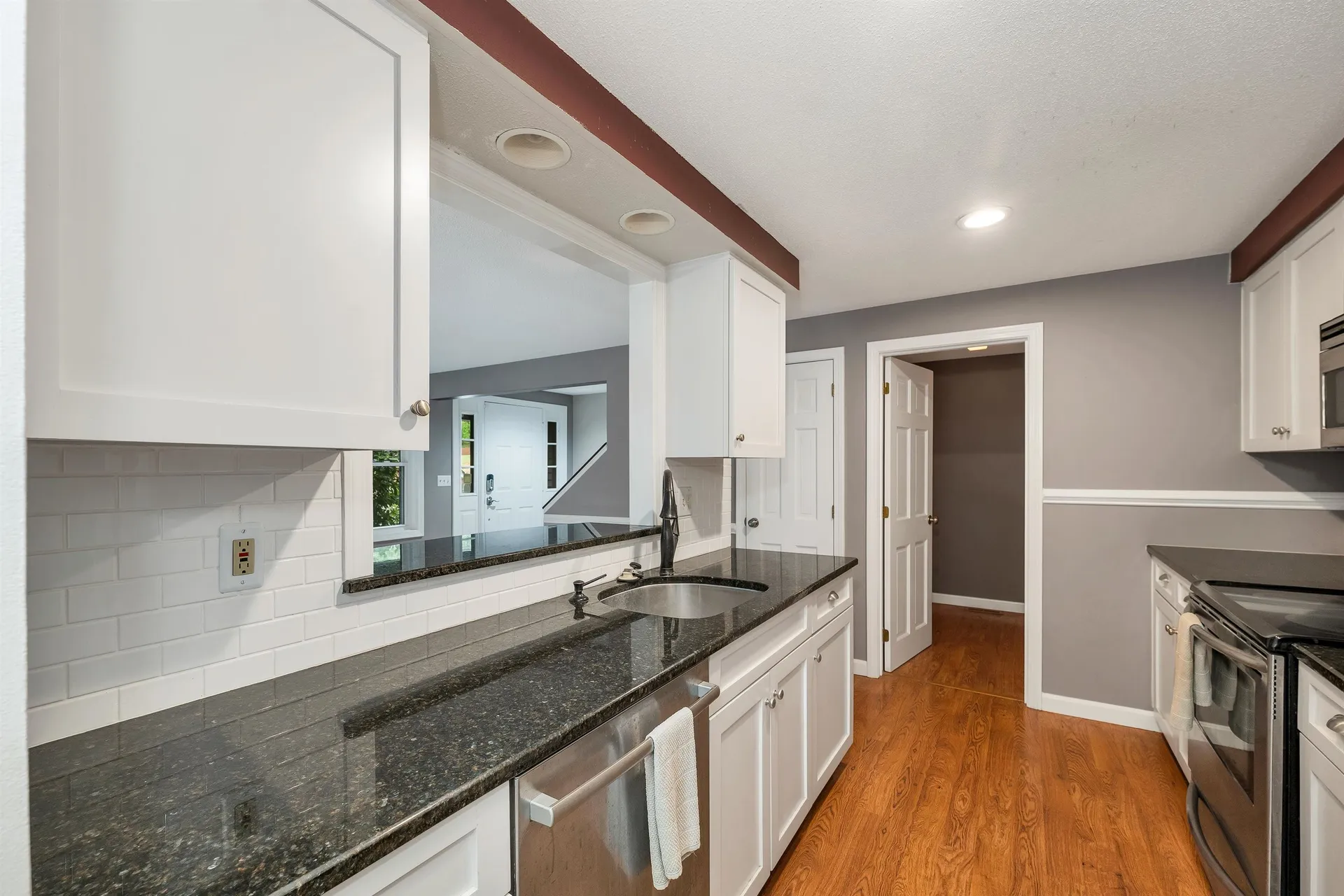 51 Stacey Circle Windham NH 03087