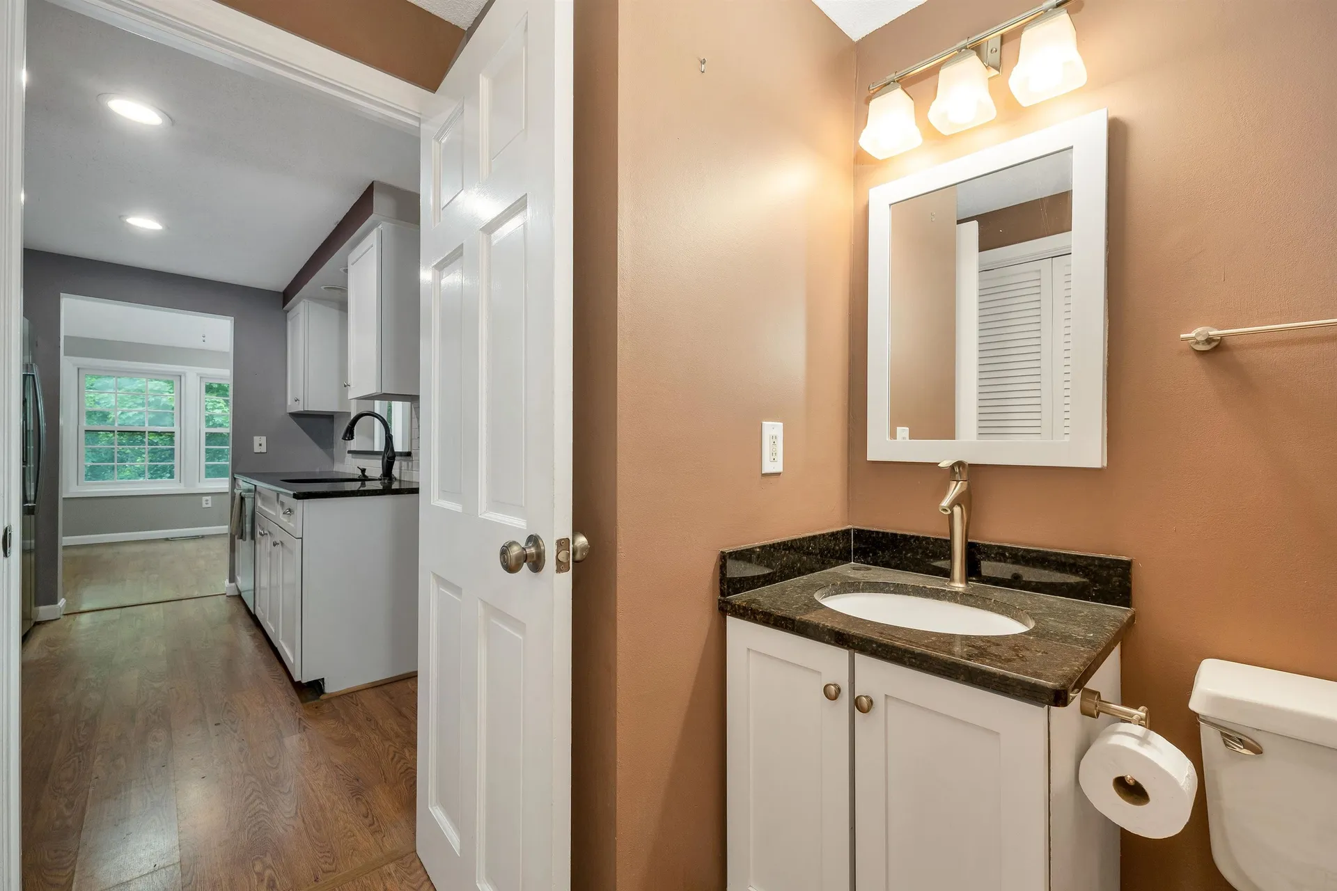 51 Stacey Circle Windham NH 03087