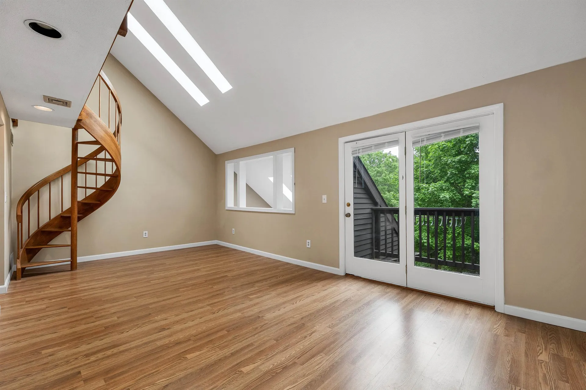 51 Stacey Circle Windham NH 03087