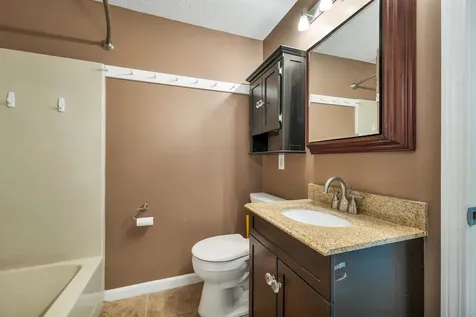 51 Stacey Circle Windham NH 03087