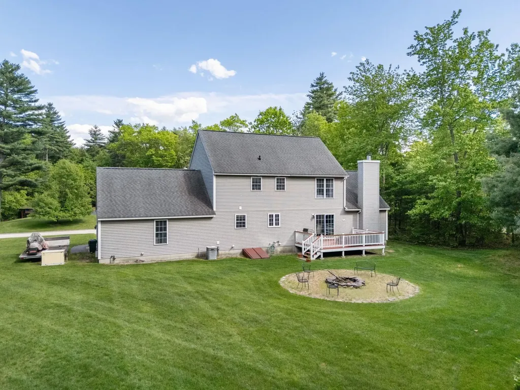 7 Westminster Lane Auburn NH 03032