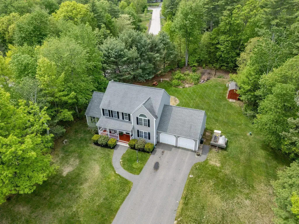 7 Westminster Lane Auburn NH 03032
