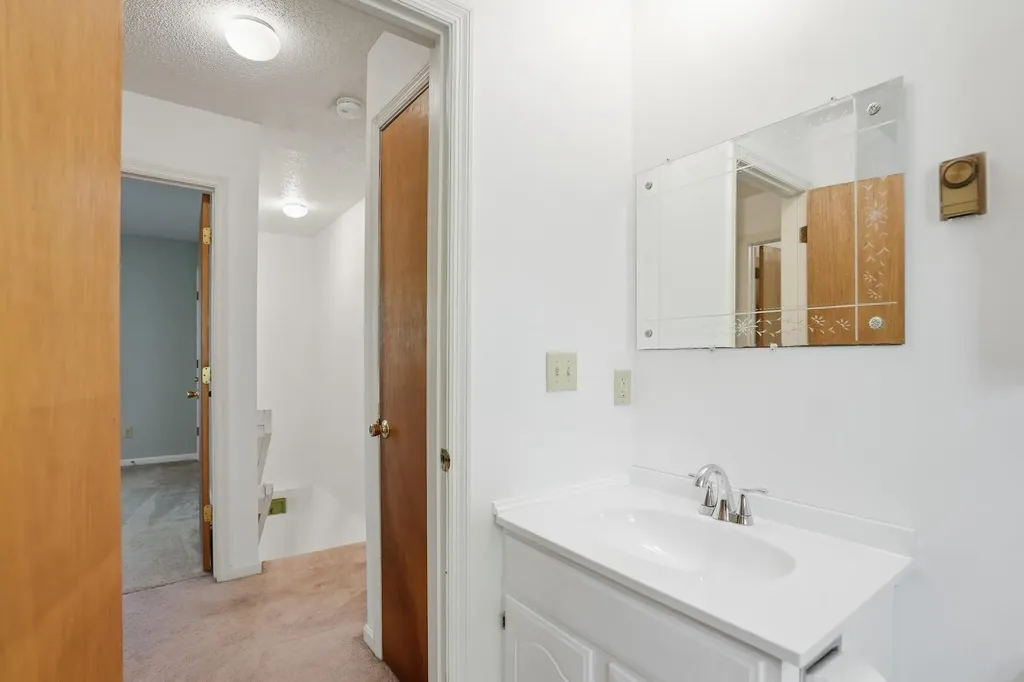 13 Kimberly Drive Essex Junction VT 05452