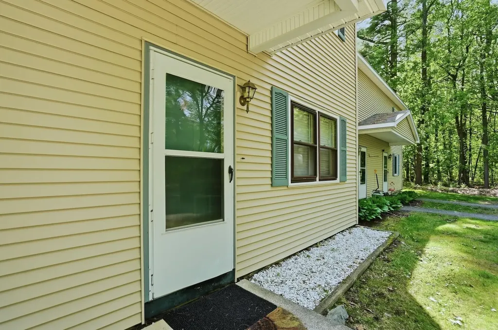 13 Kimberly Drive Essex Junction VT 05452