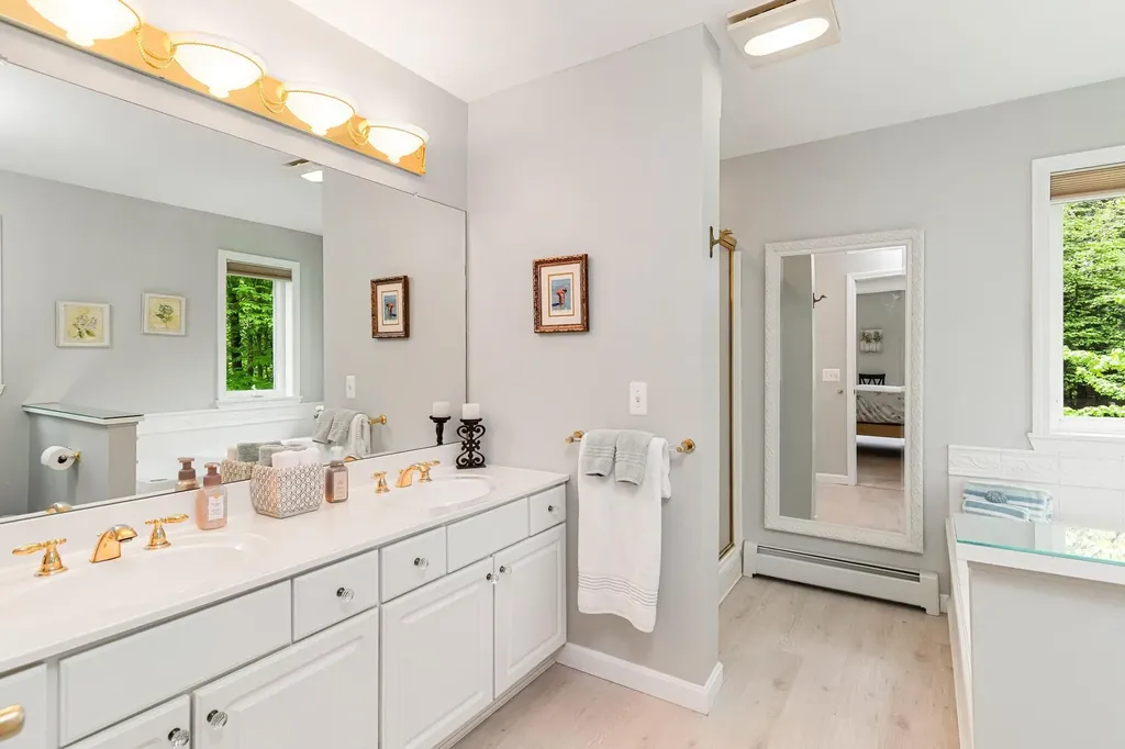 31 Barrett Lane Williston VT 05495