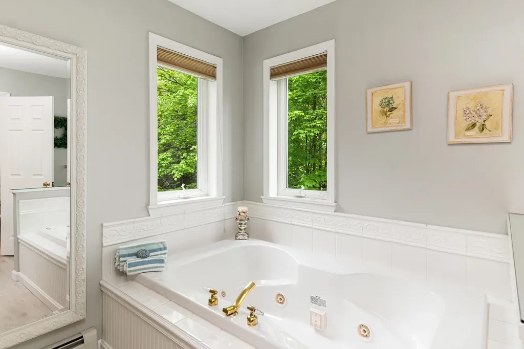 31 Barrett Lane Williston VT 05495