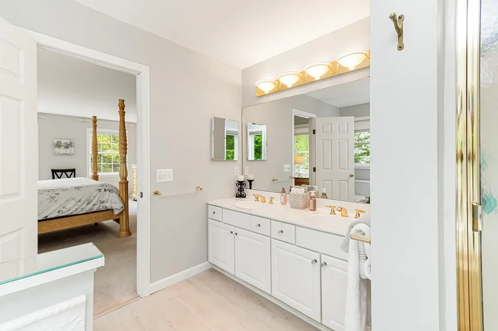 31 Barrett Lane Williston VT 05495