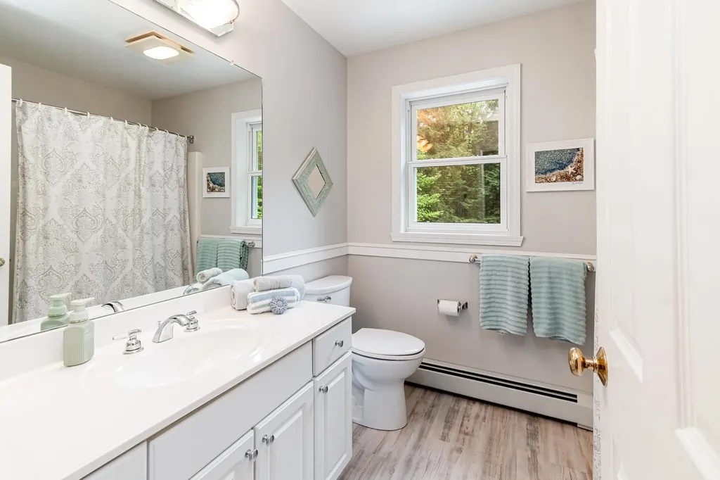 31 Barrett Lane Williston VT 05495