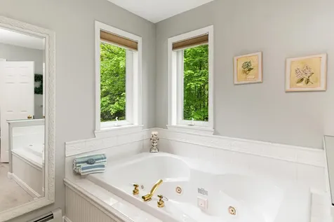 31 Barrett Lane Williston VT 05495