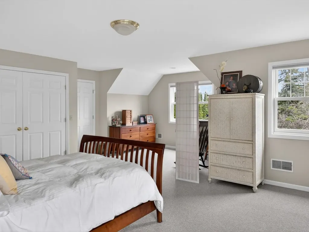 79 Featherbed Lane South Hero VT 05486