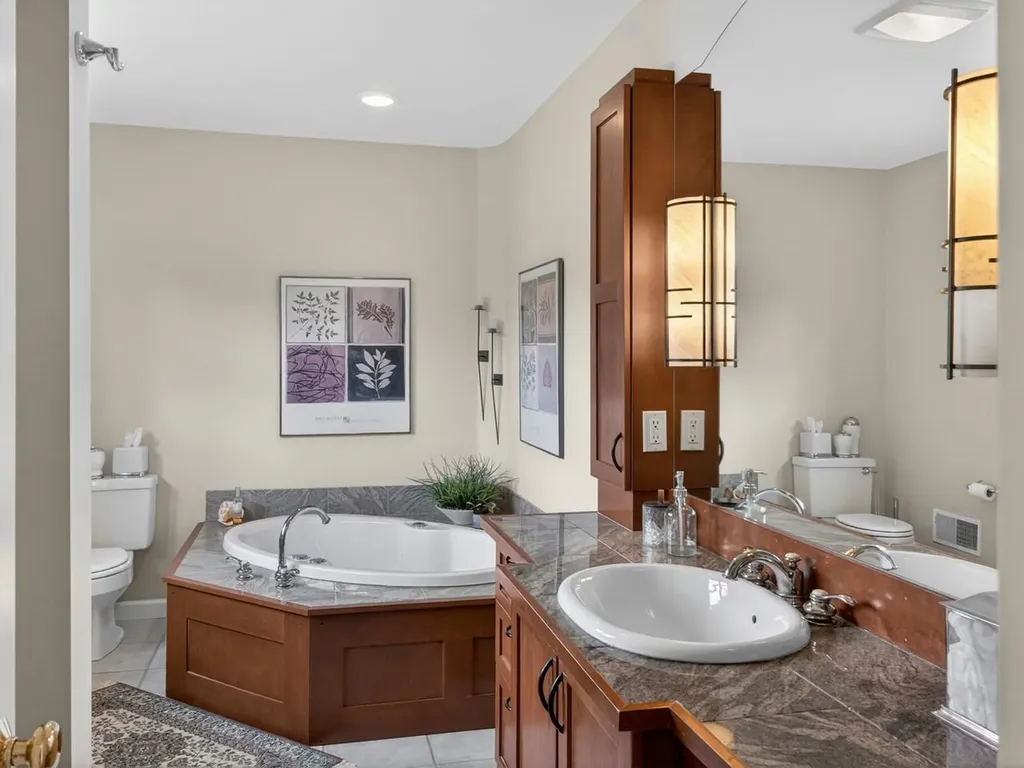 79 Featherbed Lane South Hero VT 05486