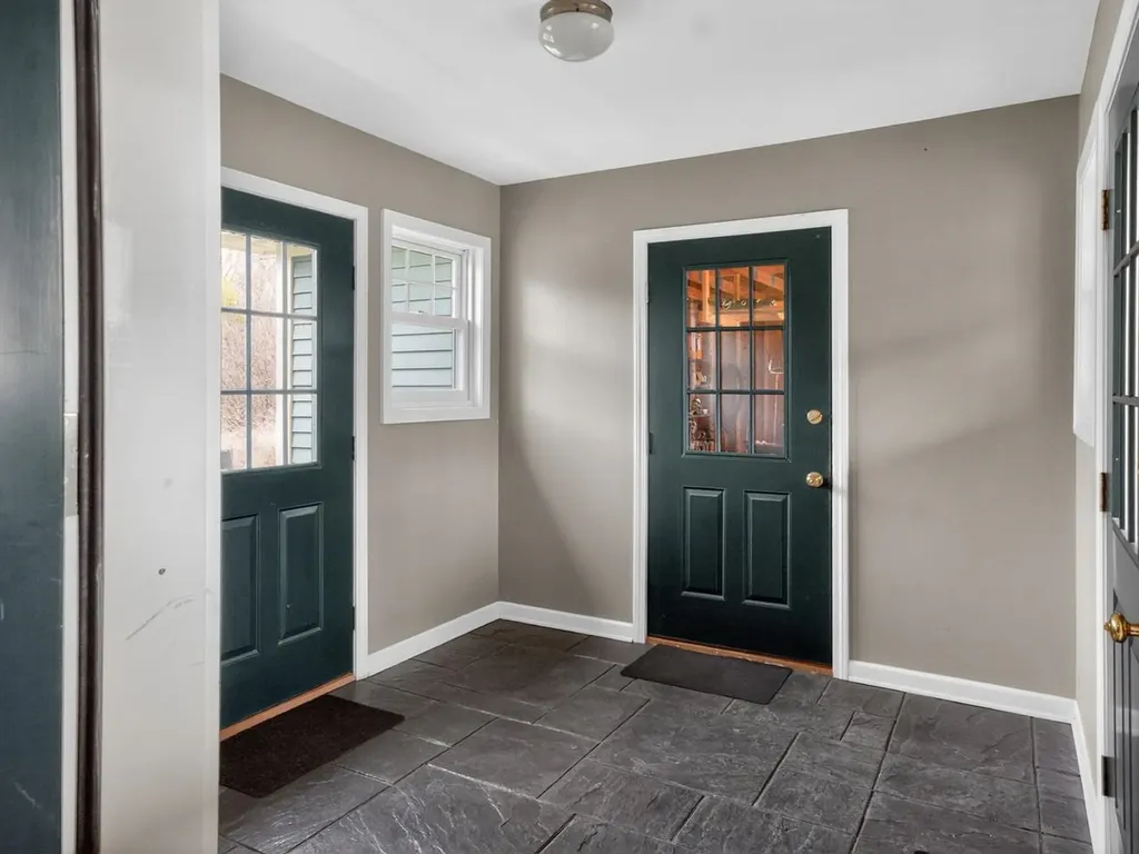 79 Featherbed Lane South Hero VT 05486