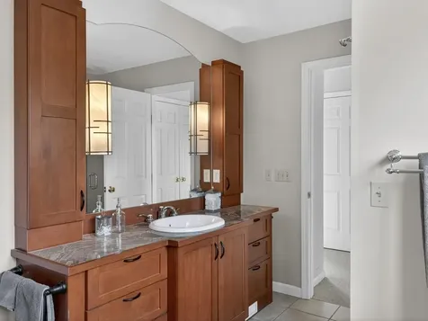 79 Featherbed Lane South Hero VT 05486