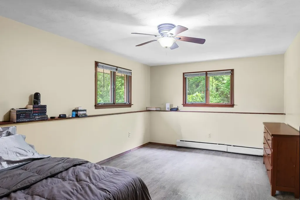 2 Parker Drive Hudson NH 03051