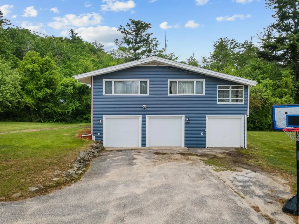 2 Parker Drive Hudson NH 03051