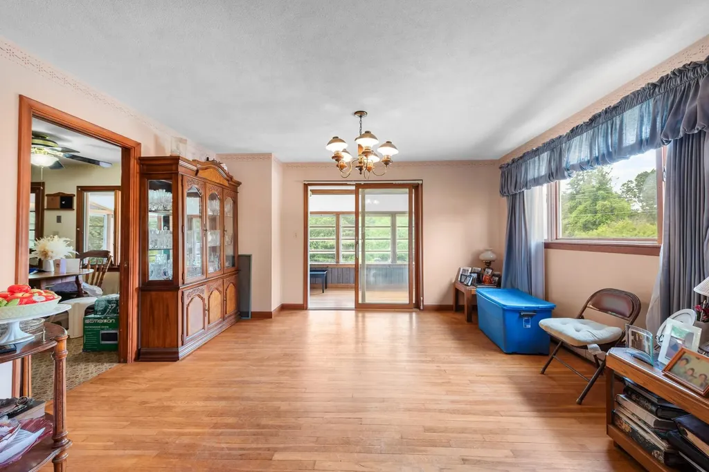 2 Parker Drive Hudson NH 03051