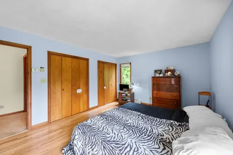 2 Parker Drive Hudson NH 03051