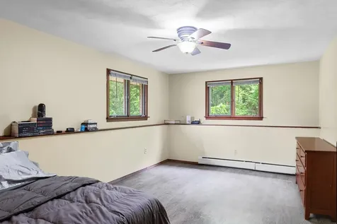 2 Parker Drive Hudson NH 03051