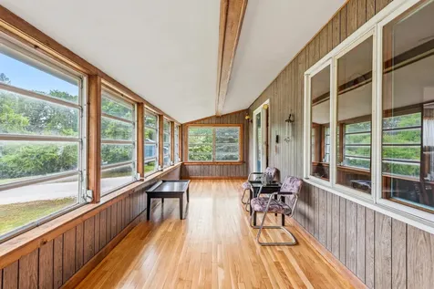 2 Parker Drive Hudson NH 03051