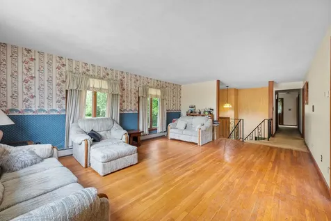 2 Parker Drive Hudson NH 03051