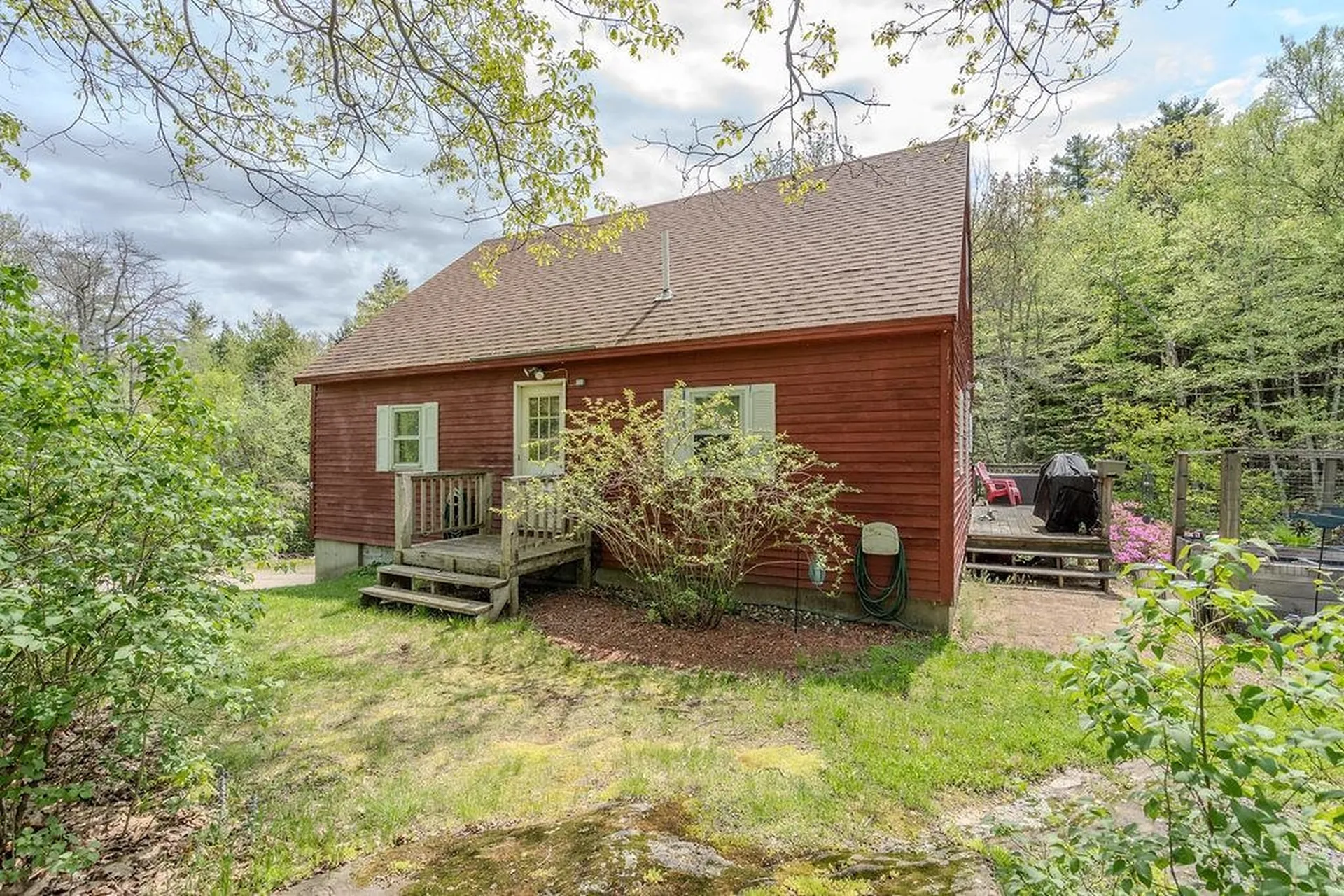 348 North Road Deerfield NH 03037