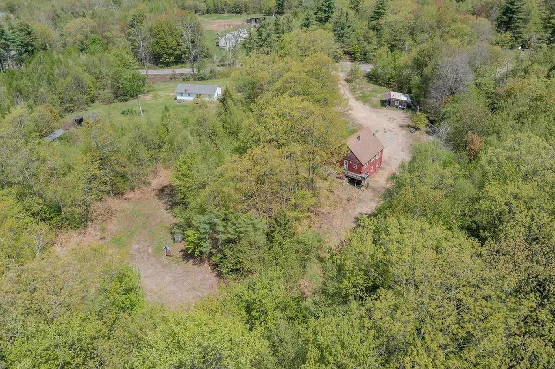 348 North Road Deerfield NH 03037