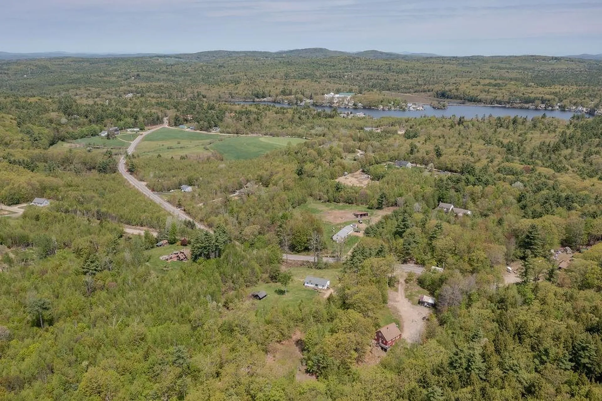 348 North Road Deerfield NH 03037