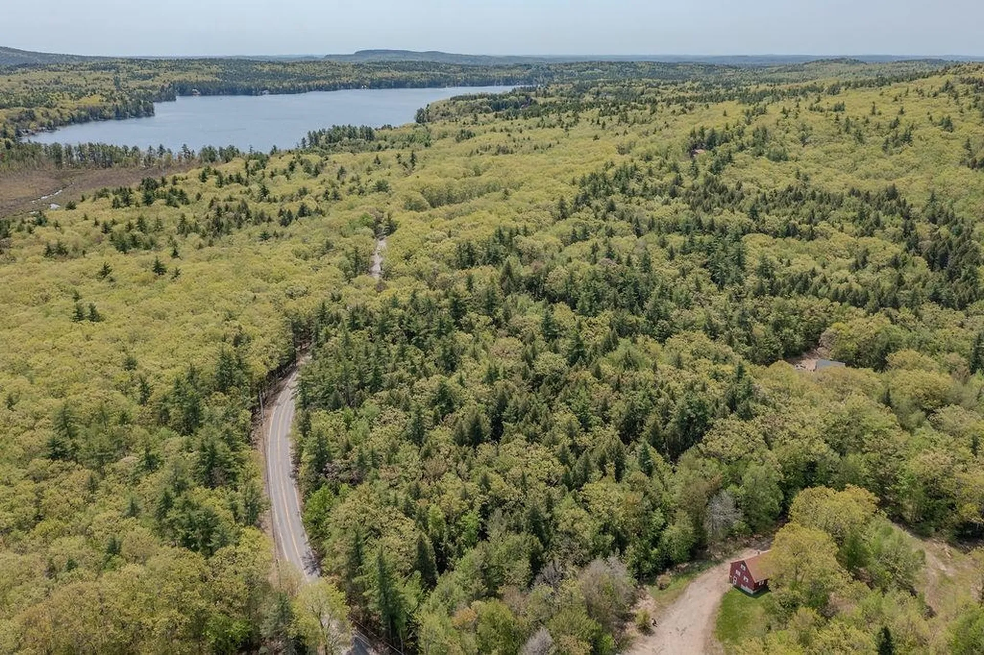 348 North Road Deerfield NH 03037