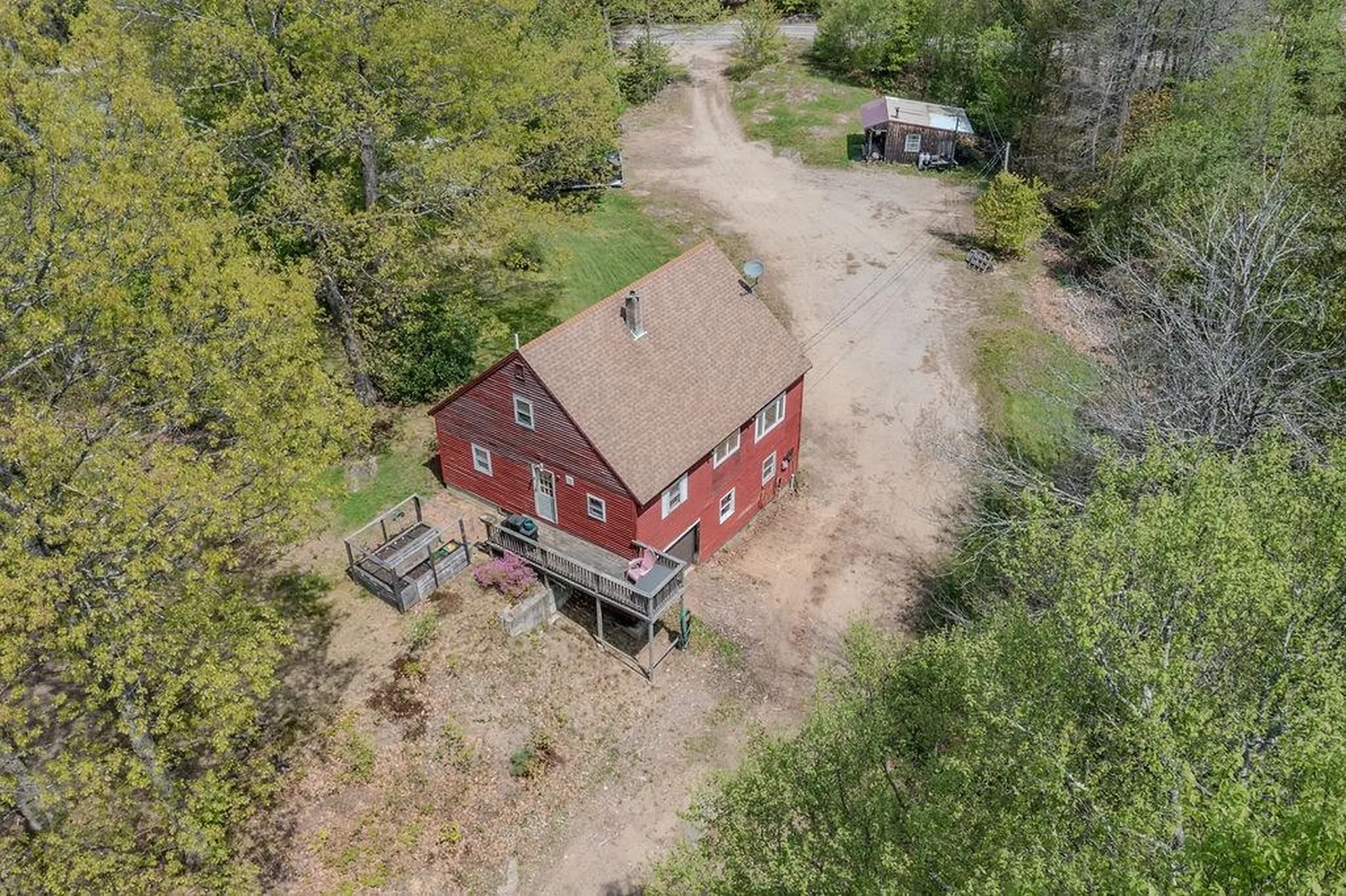 348 North Road Deerfield NH 03037